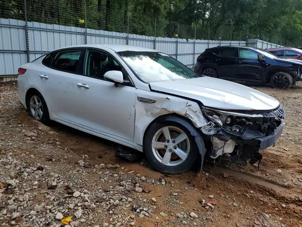 5XXGT4L35KG339132 — 2019 Kia Optima, фото 4 с аукциона Copart, Передняя часть