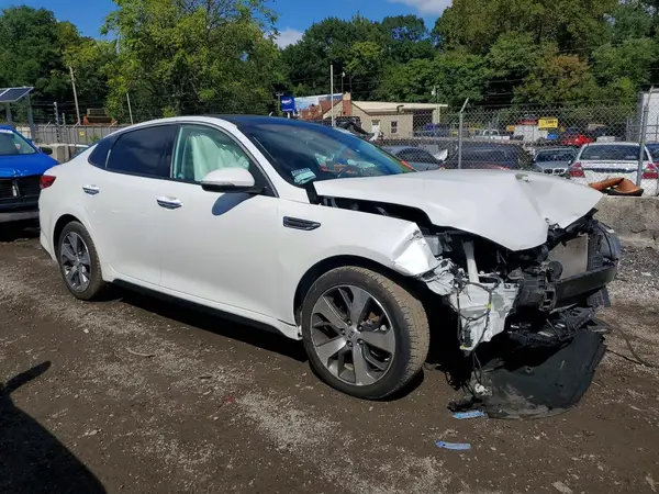 5XXGT4L33KG374655 — 2019 Kia Optima, фото 4 с аукциона Copart, Передняя часть
