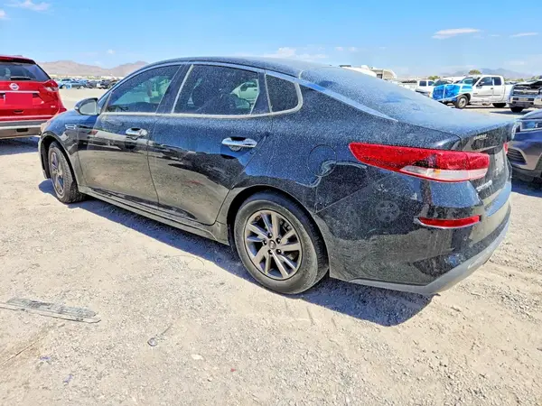 5XXGT4L34LG392079 — 2020 Kia Optima, фото 2 с аукциона Copart, Вандализм