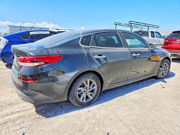 5XXGT4L34LG392079 — 2020 Kia Optima, фото 3 с аукциона Copart, Вандализм