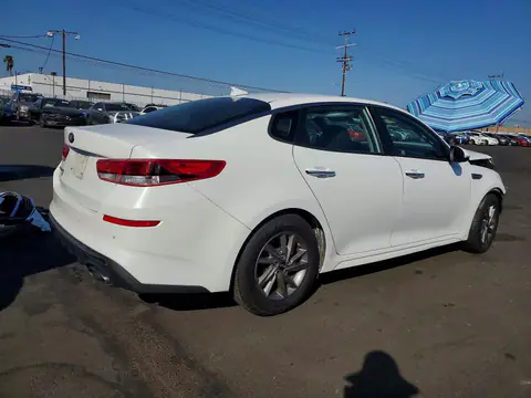 5XXGT4L30LG389325 — 2020 Kia Optima, фото 3 с аукциона Copart 30.09.2026, Передняя часть