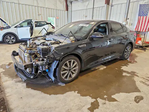 5XXGU4L14LG427022 — 2020 Kia Optima, Передняя часть (Front End), фото до ремонта