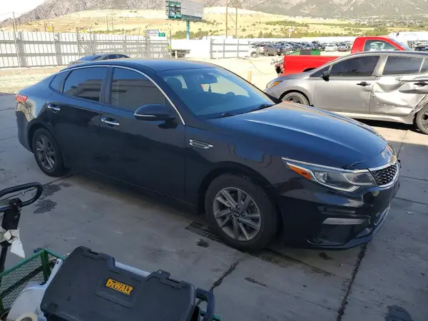 5XXGT4L30LG389017 — 2020 Kia Optima, фото 4 с аукциона Copart, Передняя часть