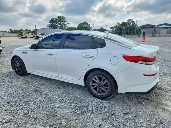 5XXGT4L38LG445723 — 2020 Kia Optima, фото 2 с аукциона Copart, Передняя часть