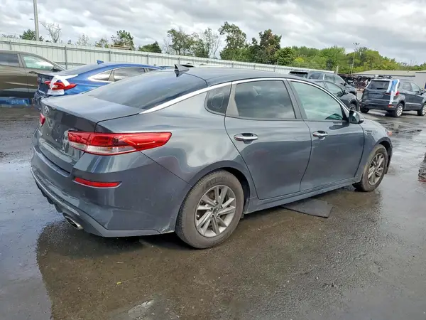 5XXGT4L32LG447435 — 2020 Kia Optima, фото 3 с аукциона Copart, Вандализм