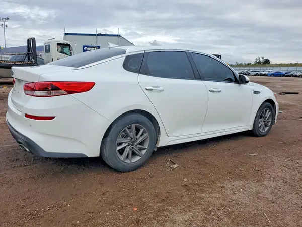 5XXGT4L33LG399475 — 2020 Kia Optima, фото 3 с аукциона Copart, Вандализм