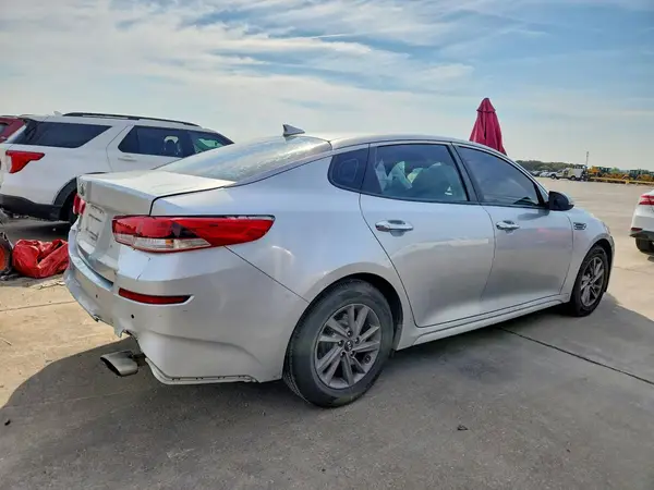 5XXGT4L34LG390235 — 2020 Kia Optima, фото 3 с аукциона Copart, Задняя часть