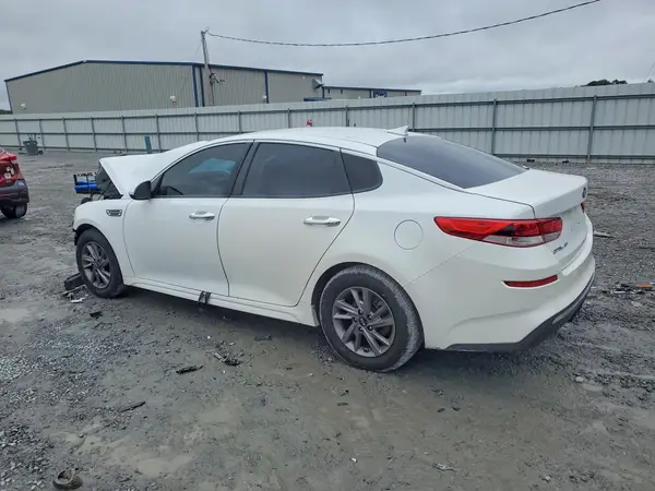 5XXGT4L38LG381599 — 2020 Kia Optima, фото 2 с аукциона Copart, Передняя часть