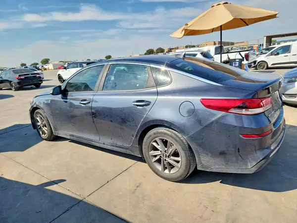 5XXGT4L38LG441848 — 2020 Kia Optima, фото 2 с аукциона Copart, Боковая часть