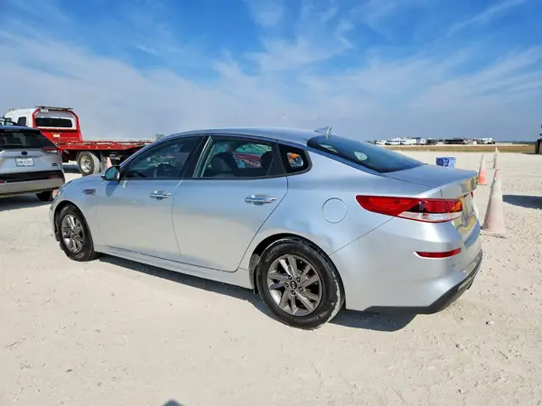 5XXGT4L36LG384596 — 2020 Kia Optima, фото 2 с аукциона Copart 03.10.2026, Боковая часть