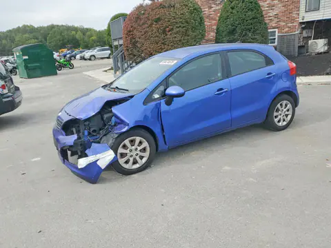KNADN5A39D6203753 — 2013 Kia RIO 5-Door, Передняя часть (Front End), фото до ремонта