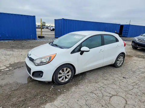 KNADN5A36F6435505 — 2015 Kia RIO 5-Door, Вандализм (Vandalism), фото до ремонта