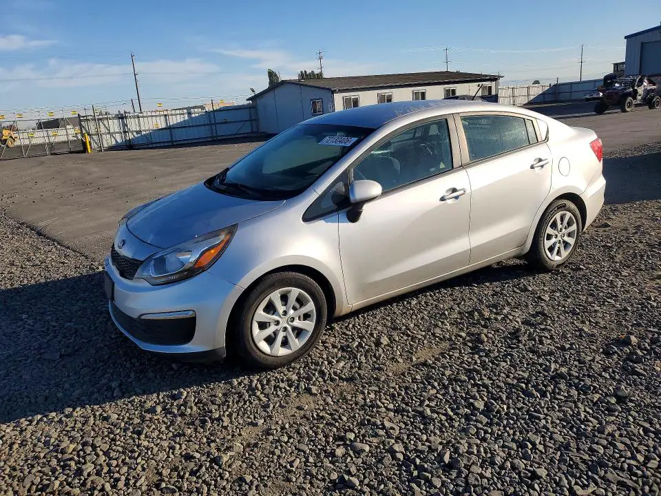 KNADM4A33G6611537 Kia Rio 2016 — повреждение Передняя часть, фото до ремонта