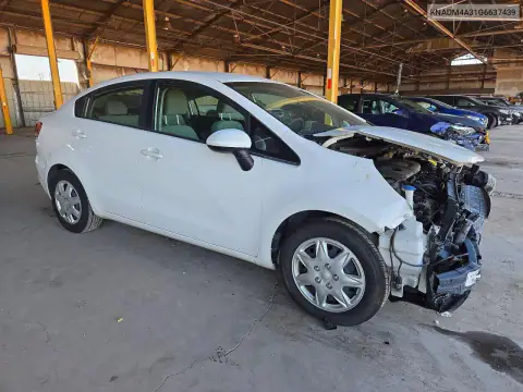 KNADM4A31G6637439 — 2016 Kia Rio, фото 4 с аукциона Copart, Передняя часть