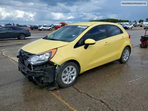 KNADM5A39G6668153 — 2016 Kia Rio, Передняя часть, фото до ремонта