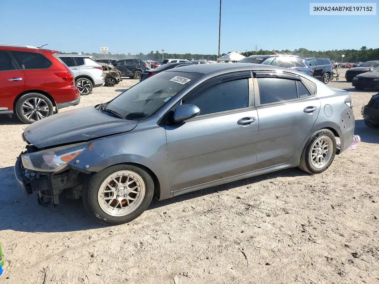 2019 Kia Rio S VIN 3KPA24AB7KE197152 фото 1