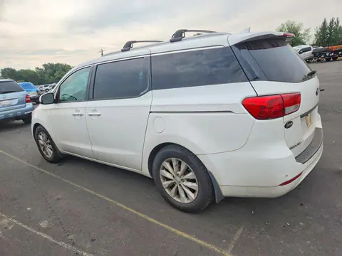 2015 KIA Sedona VIN KNDMC5C19F6045146 фото 2
