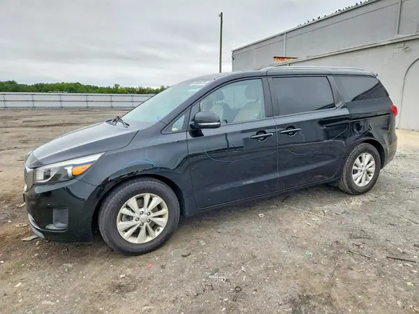 KNDMB5C13G6213528 — 2016 Kia Sedona, Передняя часть (Front End), фото до ремонта