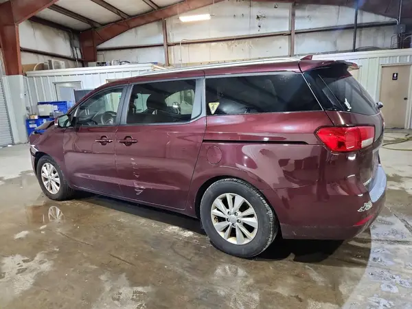 KNDMB5C10G6161193 — 2016 Kia Sedona, фото 2 с аукциона Copart 02.10.2026, Передняя часть