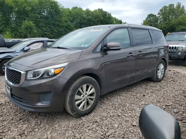 KNDMB5C18G6126031 — 2016 Kia Sedona, Боковая часть (Side), фото до ремонта