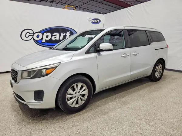 KNDMB5C14G6090872 — 2016 Kia Sedona, Мелкие вмятины и царапины (Minor Dent/Scratches), фото до ремонта