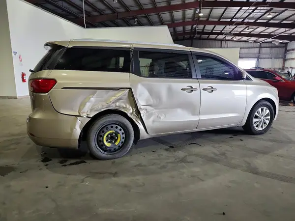KNDMB5C15G6158998 — 2016 Kia Sedona, фото 3 с аукциона Copart 05.10.2026, Боковая часть