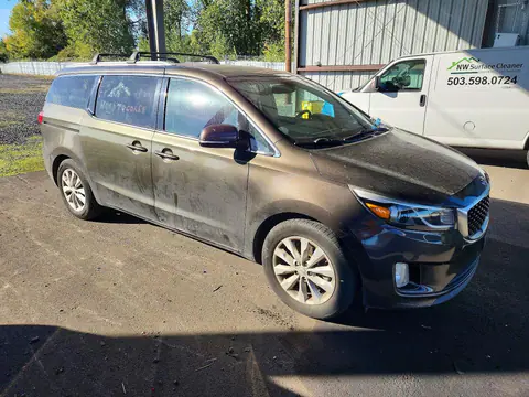 2016 KIA Sedona VIN KNDMC5C17G6100713 фото 4