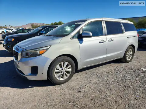 KNDMB5C17G6113979 — 2016 Kia Sedona, Передняя часть, фото до ремонта