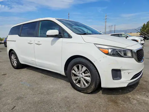 2017 KIA Sedona VIN KNDMB5C19H6337952 фото 4