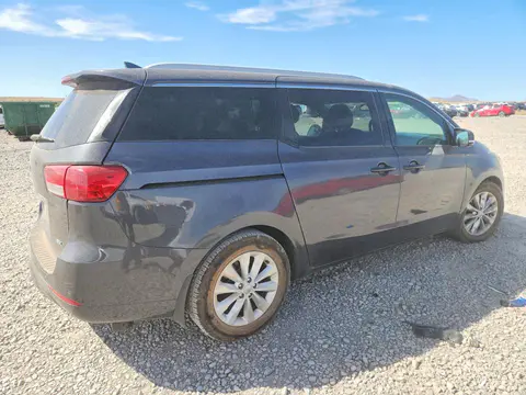 2017 KIA Sedona VIN KNDMC5C10H6277332 фото 3