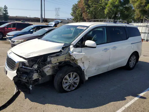 KNDMB5C14H6290961 — 2017 Kia Sedona, Передняя часть (Front End), фото до ремонта