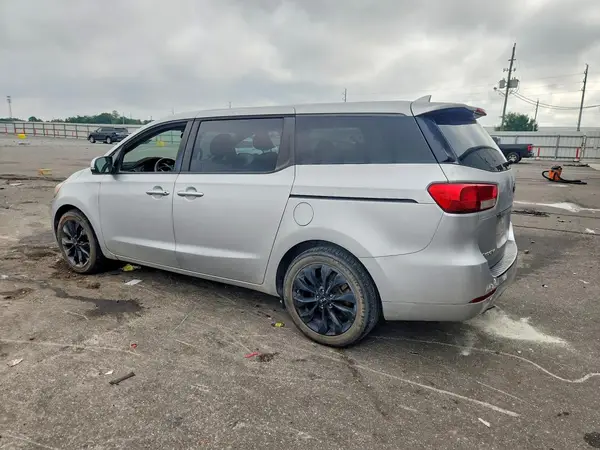 KNDMB5C10H6236010 — 2017 Kia Sedona, фото 2 с аукциона Copart 23.09.2026, Задняя часть