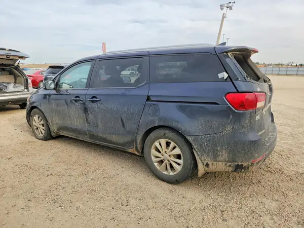 KNDMB5C18H6258739 — 2017 Kia Sedona, фото 2 с аукциона Copart 01.10.2026, Задняя часть