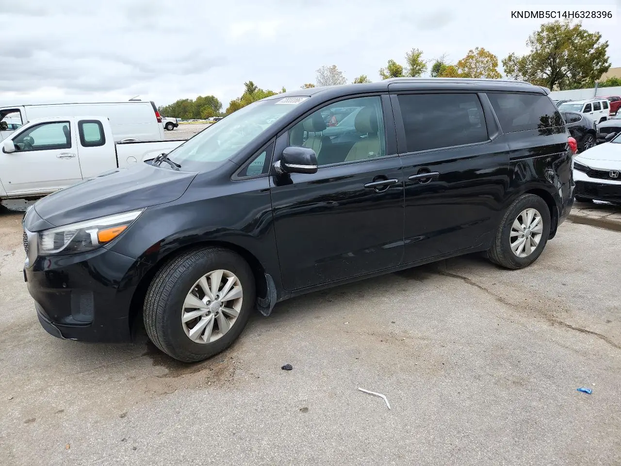 KNDMB5C14H6328396 Kia Sedona 2017 — повреждение Передняя часть, фото до ремонта