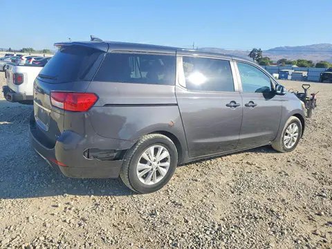 2018 KIA Sedona VIN KNDMB5C15J6407100 фото 3
