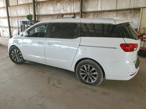2018 KIA SEDONA VIN KNDMC5C16J6380728 фото 2