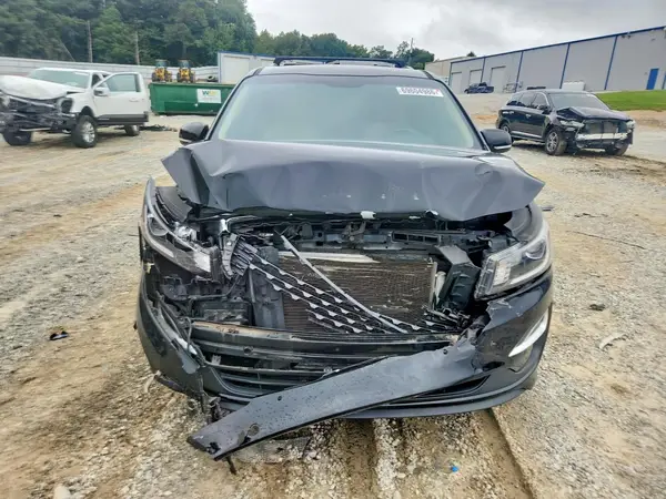 KNDMB5C18K6552777 — 2019 Kia Sedona, фото 5 с аукциона Copart, Передняя часть
