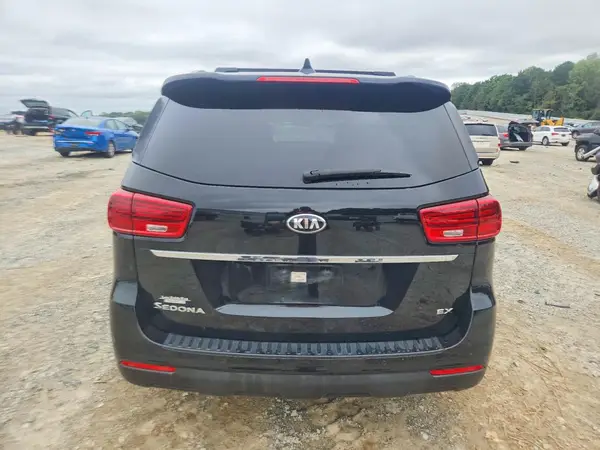 KNDMB5C18K6552777 — 2019 Kia Sedona, фото 6 с аукциона Copart, Передняя часть
