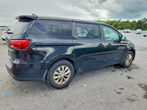 KNDMB5C19M6667830 — 2021 Kia Sedona, фото 3 с аукциона Copart, Передняя часть