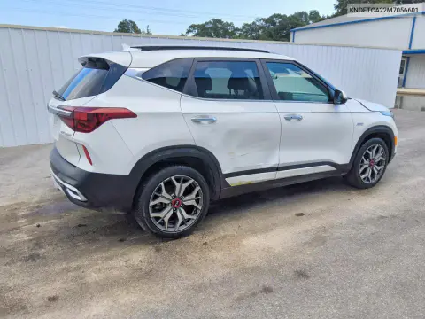 2021 Kia Seltos Sx VIN KNDETCA22M7056601 фото 3