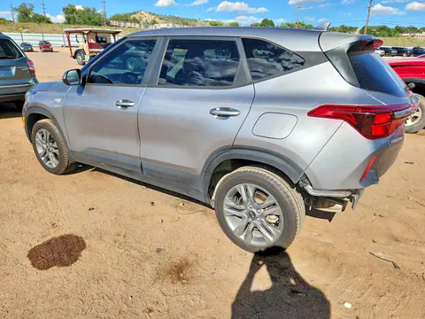 2021 KIA Seltos VIN KNDEPCAA0M7095893 фото 2
