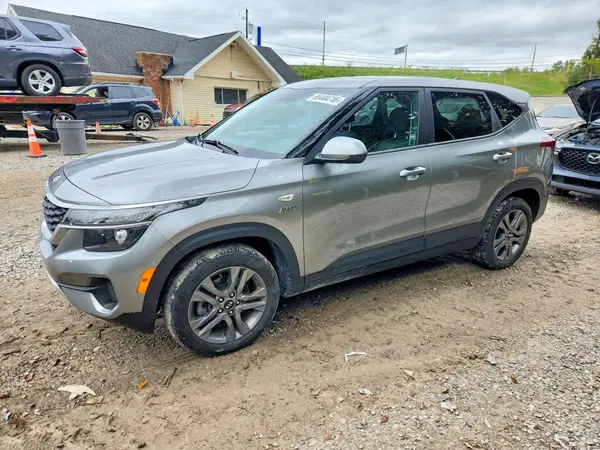 KNDEPCAA3M7217498 — 2021 Kia Seltos, Мелкие вмятины и царапины (Minor Dent/Scratches), фото до ремонта