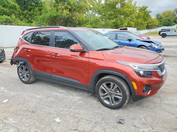 KNDEU2AA0M7107785 — 2021 Kia Seltos, фото 4 с аукциона Copart, Задняя часть