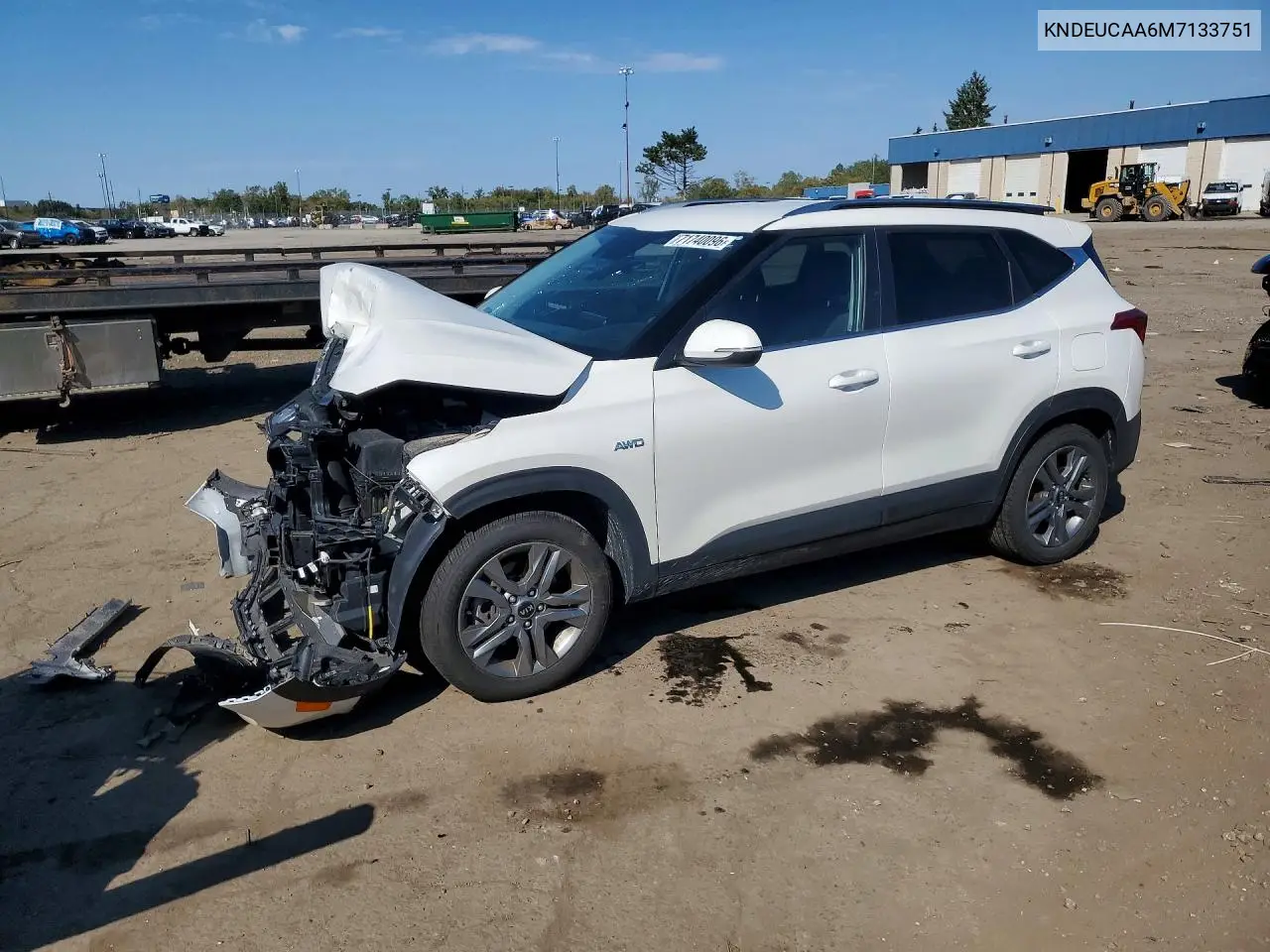 2021 Kia Seltos S VIN KNDEUCAA6M7133751 фото 1