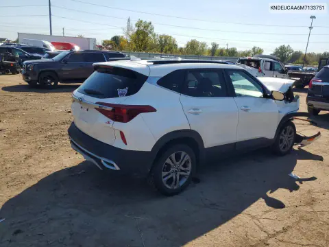 2021 Kia Seltos S VIN KNDEUCAA6M7133751 фото 3