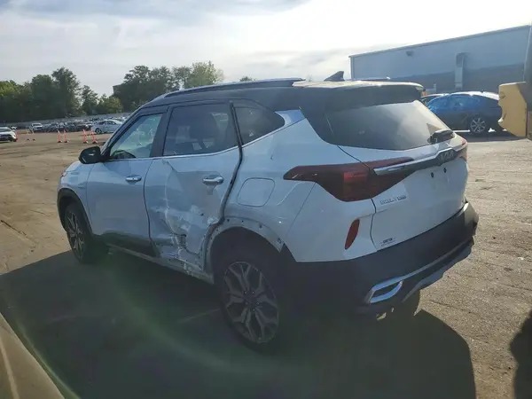 KNDETCA23N7343656 — 2022 Kia Seltos, фото 2 с аукциона Copart 02.10.2026, Боковая часть