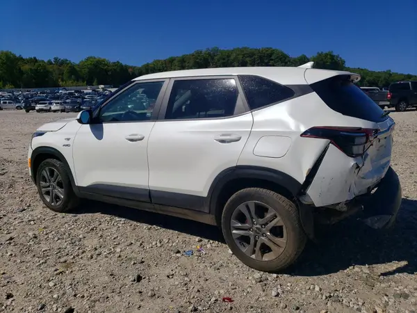 KNDEPCAA9N7251866 — 2022 Kia Seltos, фото 2 с аукциона Copart, Ходовая часть