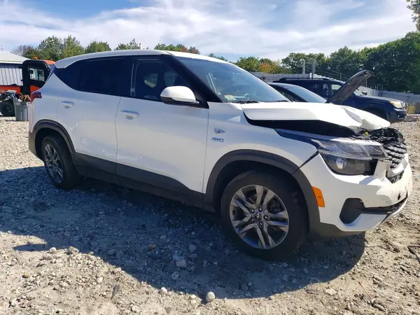 KNDEPCAA9N7251866 — 2022 Kia Seltos, фото 4 с аукциона Copart, Ходовая часть