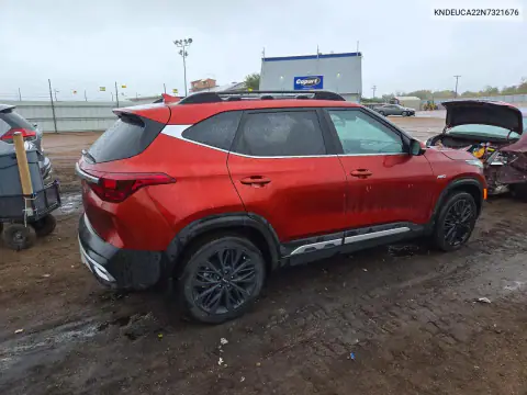 KNDEUCA22N7321676 — 2022 Kia Seltos, фото 3 с аукциона Copart, Передняя часть