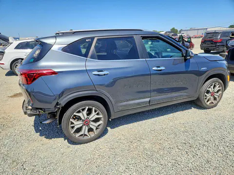2023 KIA Seltos VIN KNDETCA25P7456656 фото 3